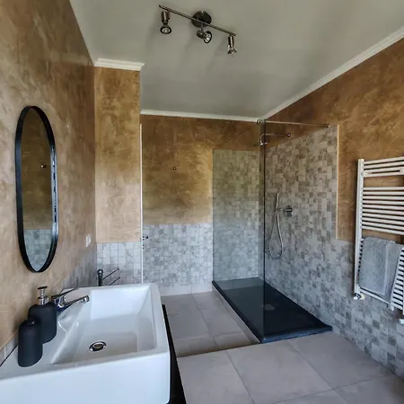 Con Piscina - I Versanti Appartement Alice Bel Colle
