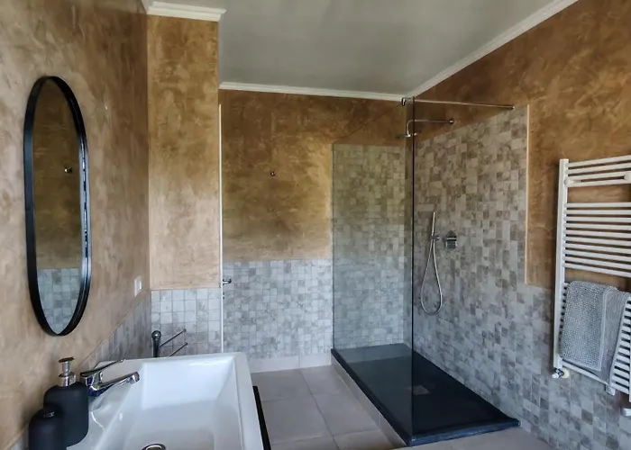 Con Piscina - I Versanti Apartmán Alice Bel Colle